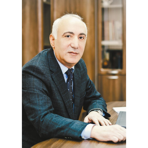 Азоев Геннадий