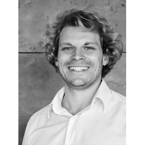 Джулиан Хосп 