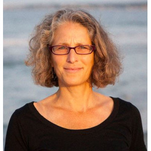 Моноссон Эмили 